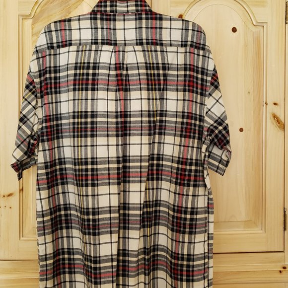 Croft and Barrow Men's Easy Care Plaid Button Down Front & Button Down Collar - Picture 2 of 6